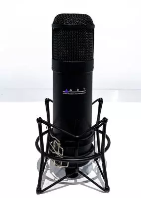 ART Pro Audio - Multi-Pattern Premium Tube Microphone Outfit